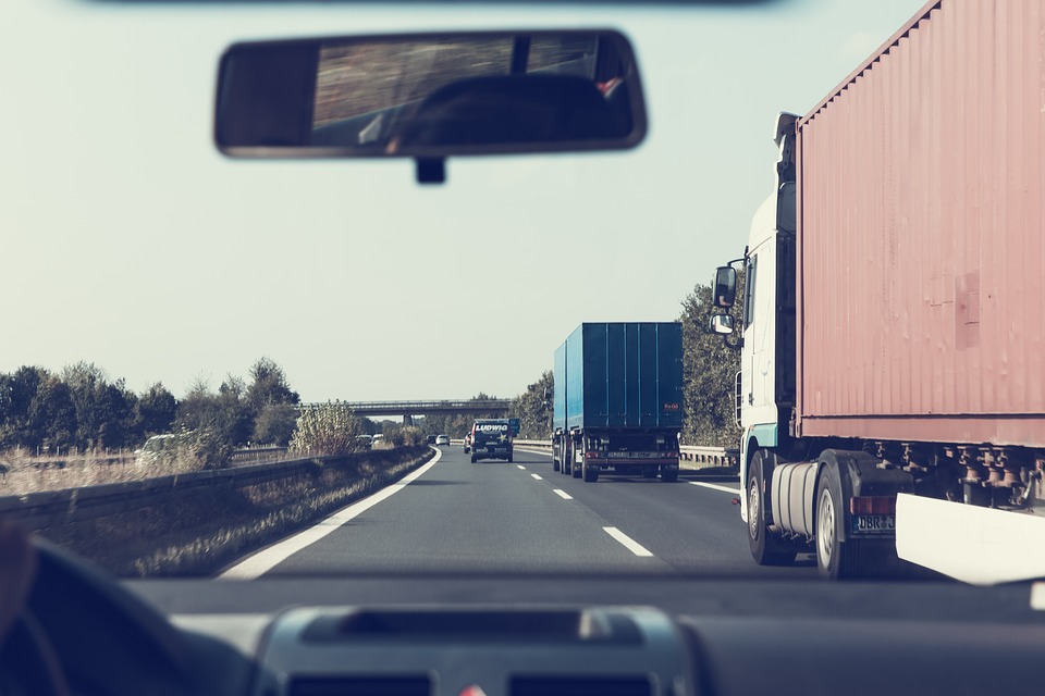 highway-1666635_960_720